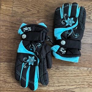 3M Thinsulate Black and Blue Kids Mittens